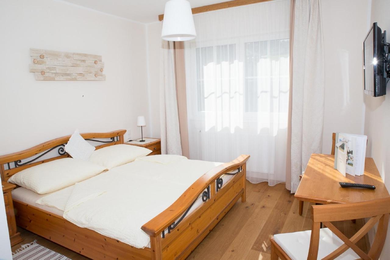 Krumbacherhof Krumbach  Zimmer foto